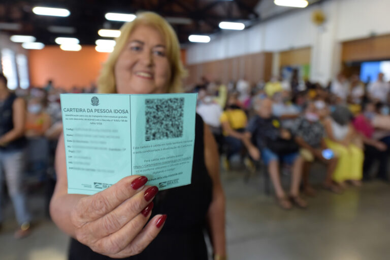 Carteira Idoso Cidadania Gov br: Informações e Benefícios